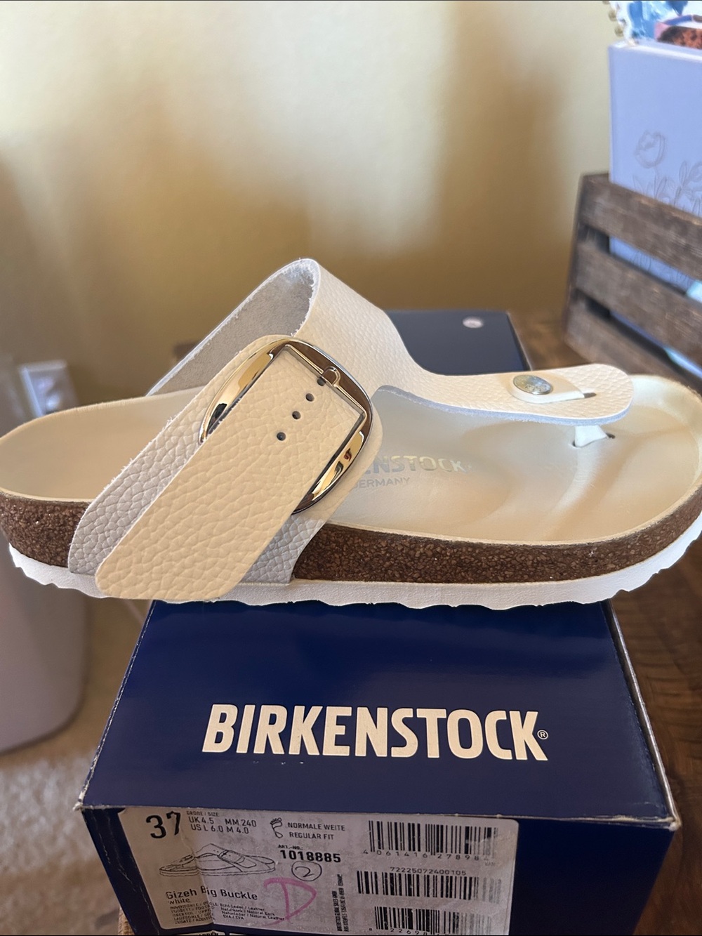 Birkenstock White Gizeh Big Buckle Thong Sandals - Picture 8 of 11